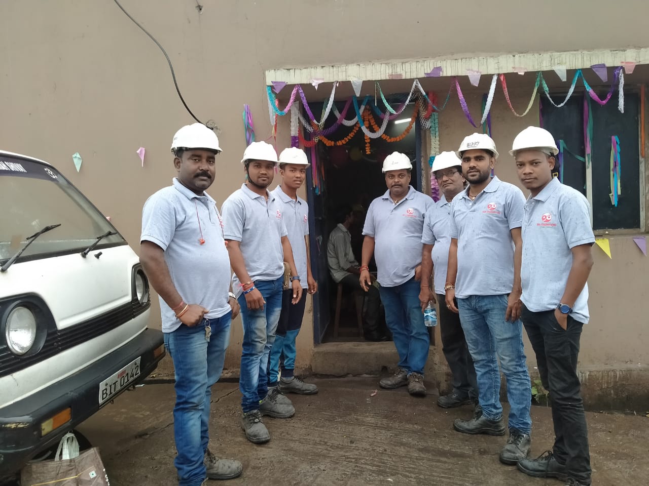 Max Engineering team group photo